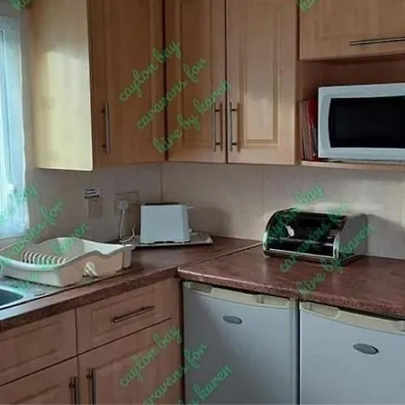 Captivating 3 Bed Caravan In Scarborough